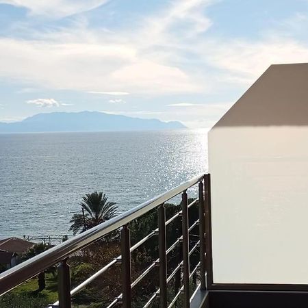 Spiros Rooms Кастросикия Экстерьер фото