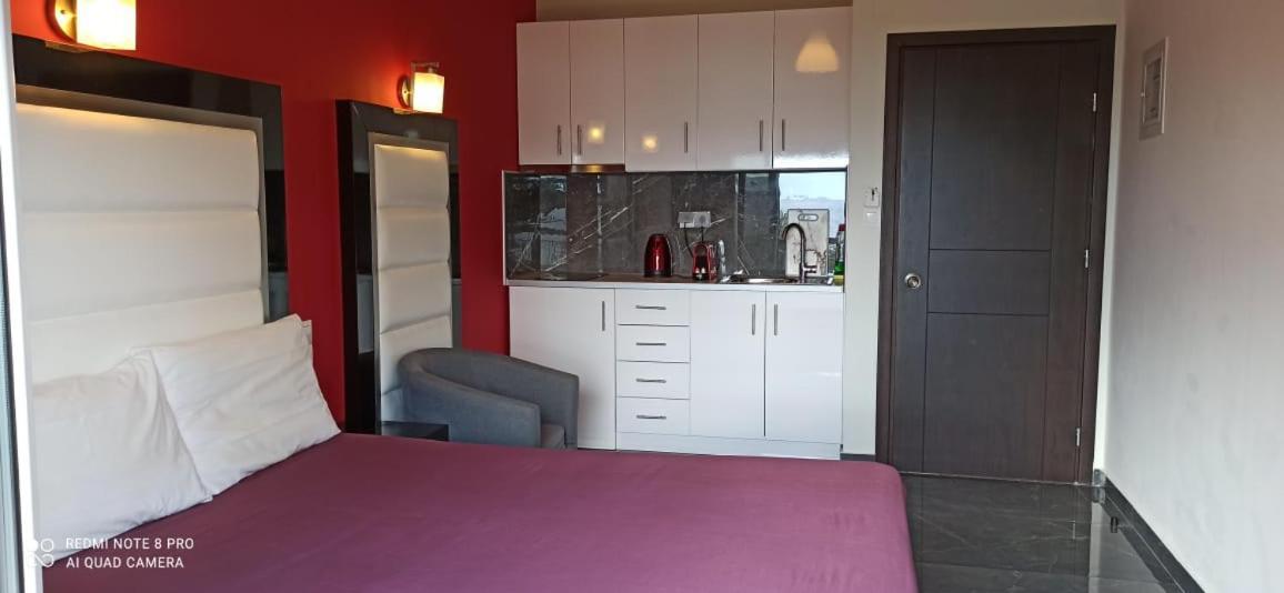 Spiros Rooms Кастросикия Экстерьер фото